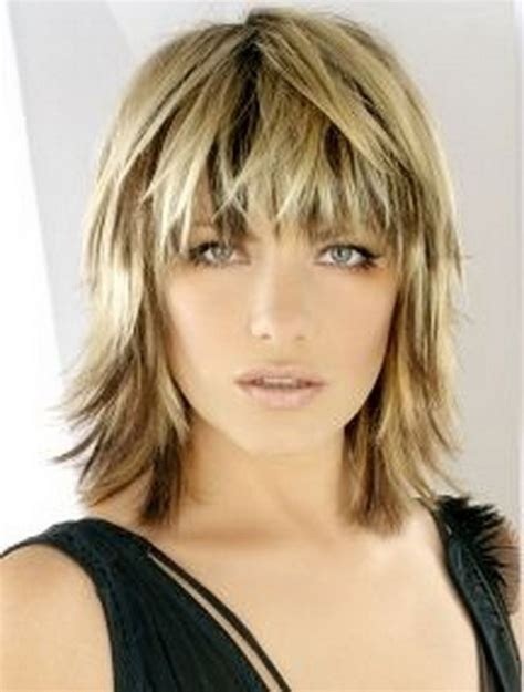 2022 Popular Shoulder Length Shaggy Hairstyles