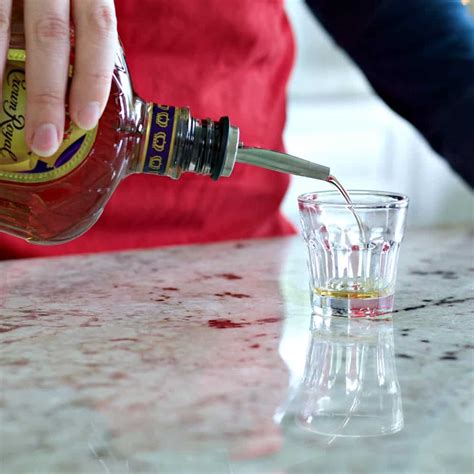 Like the other bomb shots, the vegas bomb is famous for speed and punch. Vegas Bomb Shot Drink Recipe | Homemade Food Junkie