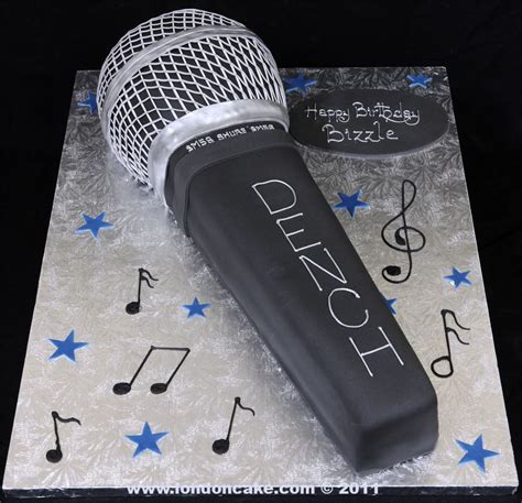 004017 Microphone Birthday Cake For Bizzle 1036×1000 Pixels