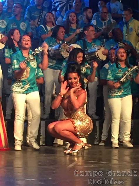 atriz cinthia santos mostra que está com tudo em cima para o carnaval 2017 campo grande notícias