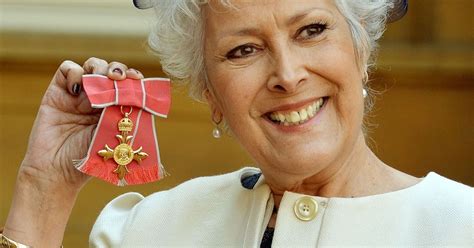 Lynda Bellingham Thanks Loose Women For Their Support After Terminal