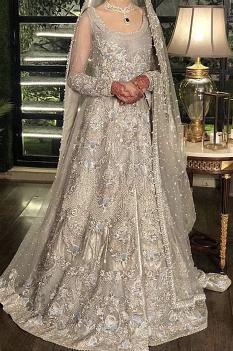 Valima Bride Wearing Saira Shakira Pakistani Bridal Couture Shadi