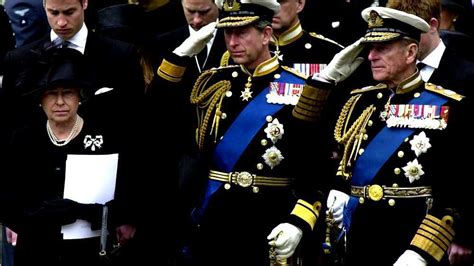In 2002, queen elizabeth ii's sister princess margaret's health deteriorated, causing her to pass away. Funeral of Queen Elizabeth The Queen Mother