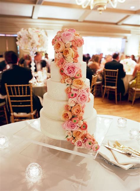 Classic Pink Blush Wedding Gorgeous Wedding Cake Modern Wedding