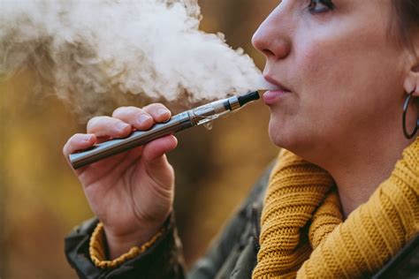 e cigarettes side effects how e cigs affect your body the healthy