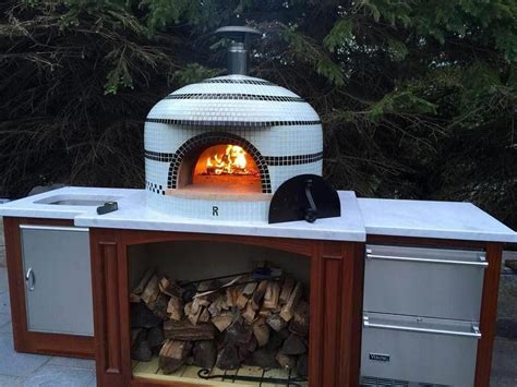 Forno Bravo Offers Tiled Ovens For Your Wood Fired Experience That