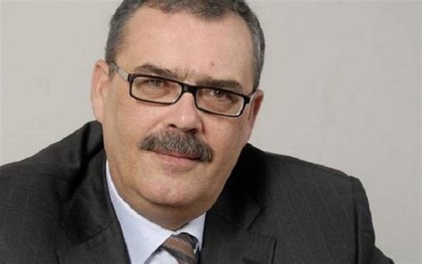 في العام 1985 أنشأ فايز الصباغ رفقة ماهر الحاج ويس مركز الزهرة المُختص في دبلجة مُسلسلات الأنمي الياباني إلى العربية، وكانت أعمال هذا المركز حينئذٍ تُشترى من قِبل القنوات الحكومية والمحلية خاصةً في عقد. الداخلية المصرية تتيح سداد رسوم خدمات الأحوال المدنية ...