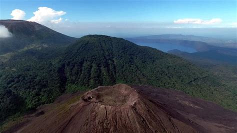 Un Mágico Viaje Por Los Volcanes De Centroamérica Inout Viajes