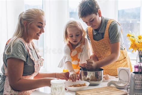 sex with mom in the kitchen telegraph
