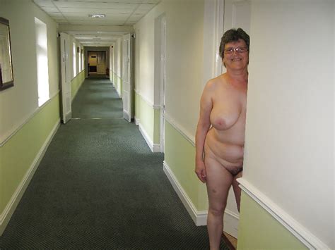 UK Granny Loves Exposing Herself 35 Photos XXX Porn Album 168793