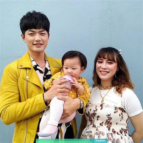 Istri Lee Jeong Hoon Pilih Tanggal Cantik Untuk Melahirkan