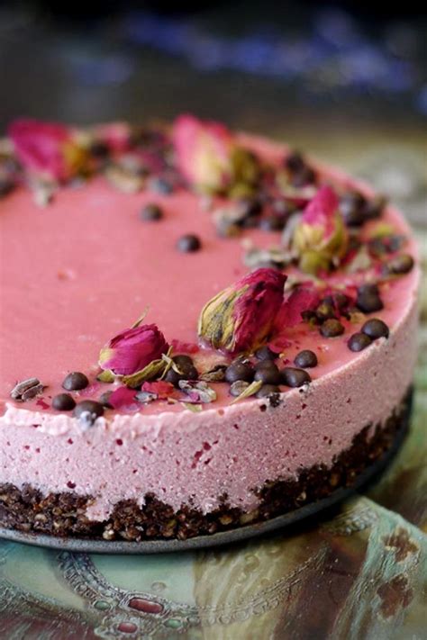 Turn your kitchen into your own cheesecake factory with this dreamy dessert created by sugar free londoner. 15+ Sugar-free and Vegan desserts for Valentine's day ...