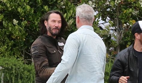 Keanu Reeves Runs Into Eric Dane While Hanging With Friends Eric Dane Keanu Reeves Just Jared