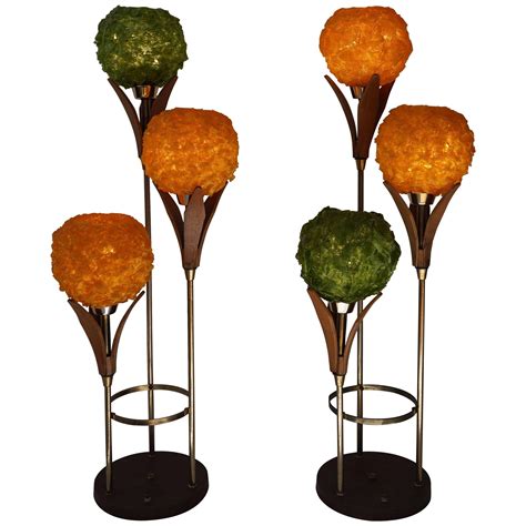 Pair Of Elegant Table Lamps For Sale At 1stdibs