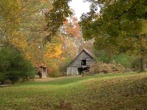 Fall Barn Scene Country Barns Old Barns Country Living Farm Cabin