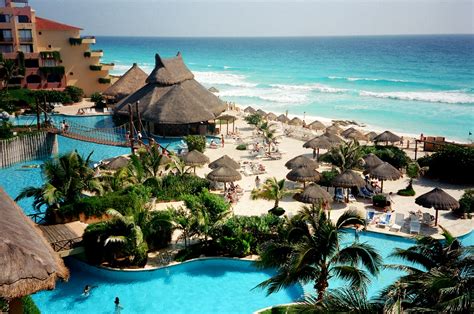 Cancun Mexico Amazing Tourists Destination Found The World