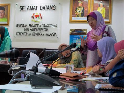 Format kkm seni budaya pekerti smp kelas 7, 8, 9 kurikulum 2013 dengan excel ini merupakan perangkat terbaru yang mungkin anda cari. Kursus Pemantapan Imej & Budaya Korporat |KKM |27-28 ...