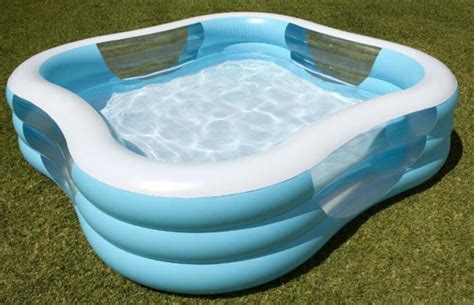 20 Inflatable Pool Ideas For Your Backyard