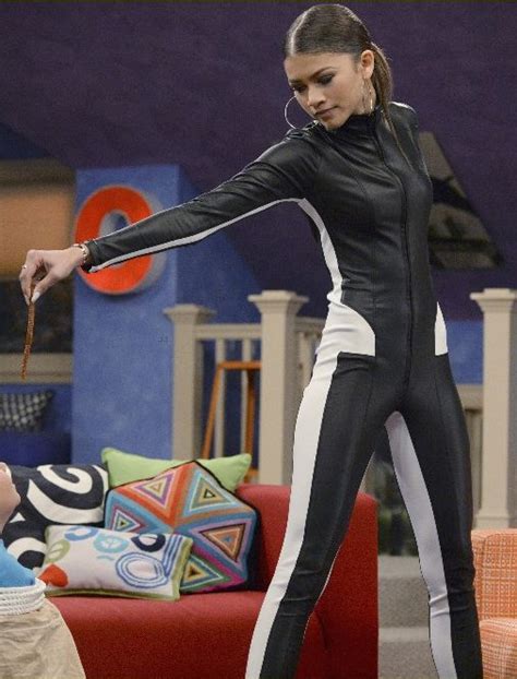 Zendaya In Catsuit On Kc Undercover Allergictocats Kc Undercover