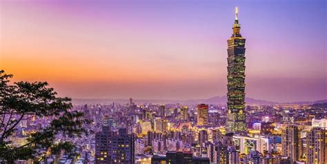 Discover nearby cultural attractions, the impressive taipei 101 and extensive shopping opportunities. 10 Best Hotels with Views of Taipei 101