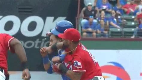 Rougned Odor Punched Jose Bautista In The Face In The Biggest Mlb Brawl