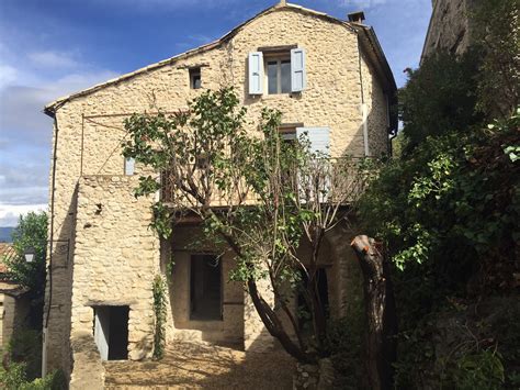 Maison De Village En Pierre Lurs Alpes De Haute Provence Avec Jardin Et Piscine Superbe Vue