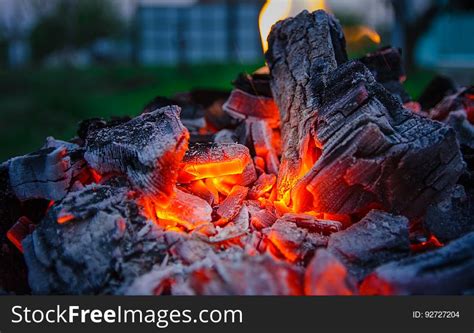 Smoldering Ashes Burning Coal Bbq Barbecue Free Stock Images