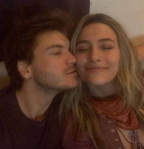 Paris Jackson Lashes Out Way Hard Over Emile Hirsch Dating Rumors And Age