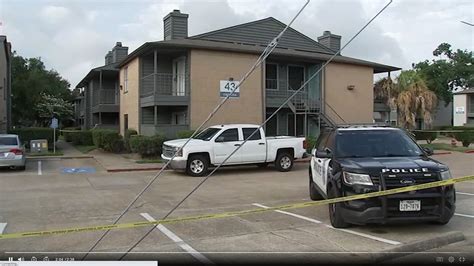 Man Mistook Girlfriend As An Intruder Shot Her Texas Cops Fort Worth Star Telegram