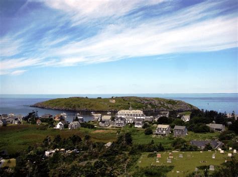 2024 Ultimate Guide To Visiting Monhegan Island Maine