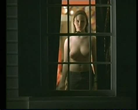 Naked Thora Birch In American Beauty Video Clip