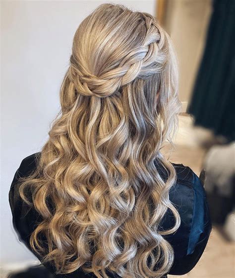 Half Up Half Down Wedding Hairstyles 23 Inspirational Ideas And Tips
