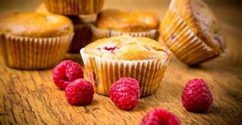 Mijoteuses pour une cuisine facile : Cuisinez-le aux framboises et au yogourt...voici un muffin facile à faire (avec images) | Muffin ...