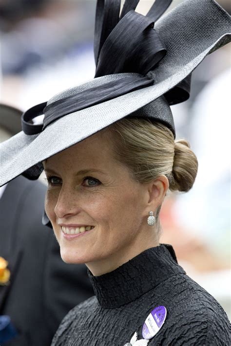 The Best And Kookiest Hats From The Royal Ascot 2014