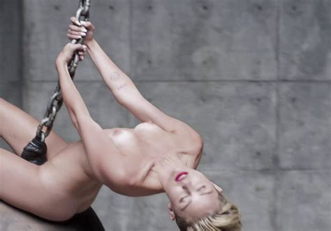 Miley Cyrus Nude Wrecking Ball Outtakes Leaked X Nude Celebrities