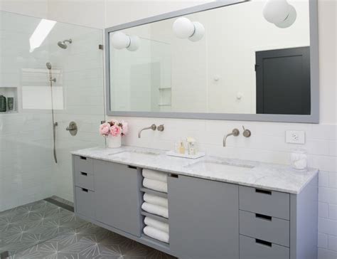 Minimalist Bathroom Vanity Ideas And Inspiration Hunker