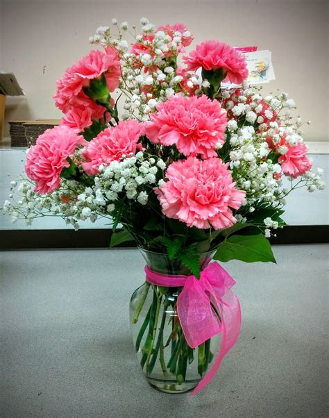 Pink Carnations And Babies Breath Carnation Centerpieces Carnation