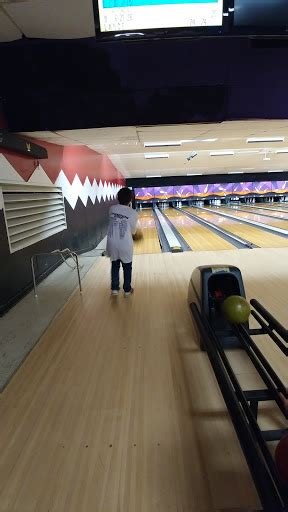 Bowling Alley Amf Noble Manor Lanes Reviews And Photos 2440