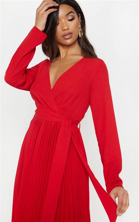 red long sleeve pleated midi dress prettylittlething il