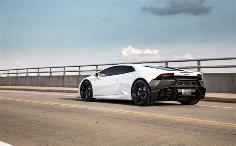 1280x2120 2020 White Lamborghini Huracan 4k Iphone 6 Hd 4k Wallpapers