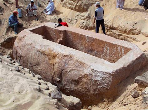 Egyptian Pharaohs Tomb Discovered By American Archaeologists The Art