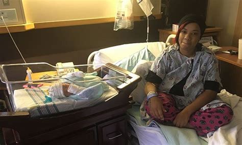 Woman Who Didnt Know She Was Pregnant Gives Birth To Healthy Girl