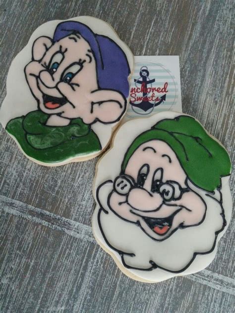Anchored Sweets Cookie Favor Snow White And The Seven Dwarfs Cookie