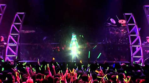 Hatsune Miku Concert 2010 Moon Live In Hd Youtube