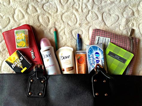 Whats In My Bag Bag Esssentials Bubblybeauty