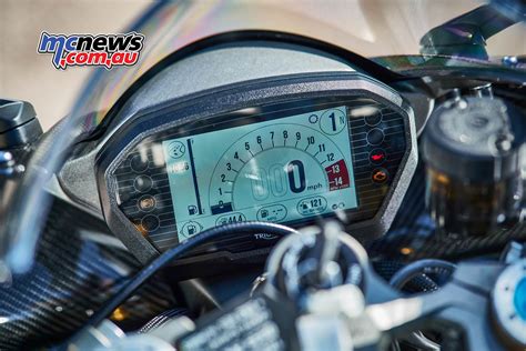 Triumph Daytona 765 Moto2 Limited Edition Review Mcnews