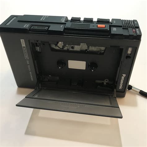 vintage panasonic handheld portable cassette tape player recorder rq 335 tape player cassette