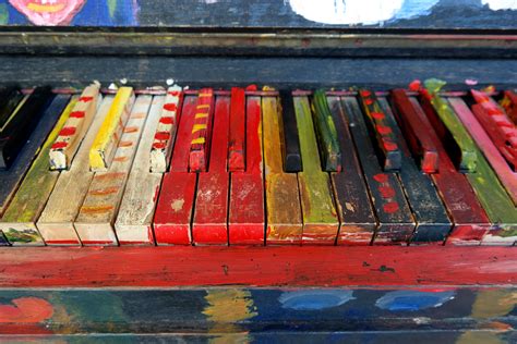 Hình ảnh Âm Nhạc Gỗ Đỏ Dụng Cụ đàn Piano Đầy Màu Sắc Bức Vẽ Nhạc Cụ Nghệ Thuật Phím