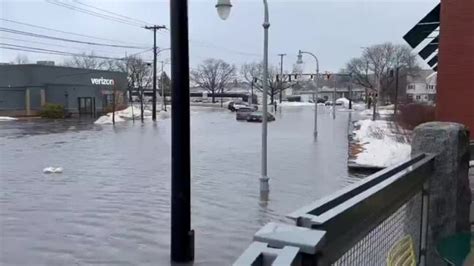 Portland Streets Underwater As Severe Flooding Hits Maine The Weekly