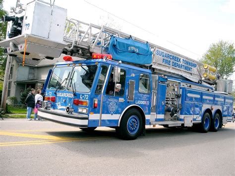 Fdny Ladder 18 Seagrave Tower Ladder Fdny Pinterest Ladder